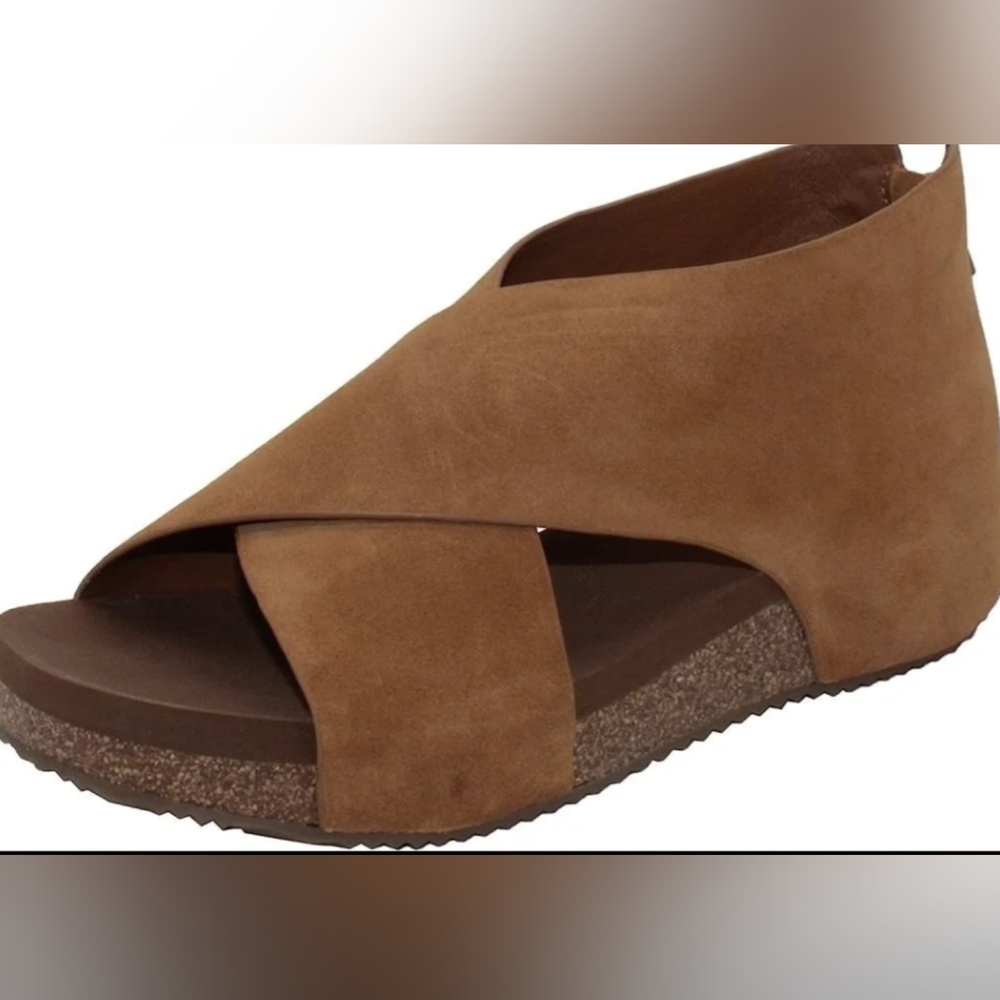 Volatile suede criss cross sandals - size 8 BNIB
